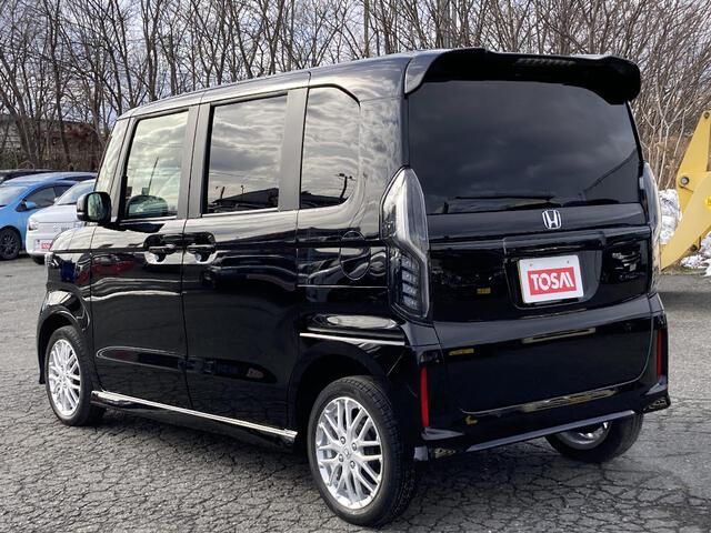 HONDA N BOX CUSTOM 4WD 2022 Image 31