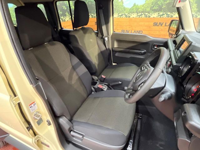 SUZUKI JIMNY NOMADE 2025 Image 31