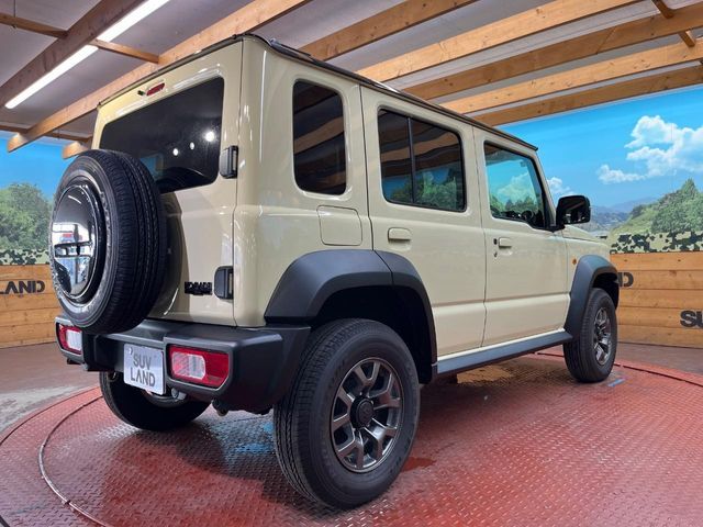 SUZUKI JIMNY NOMADE 2025 Image 31