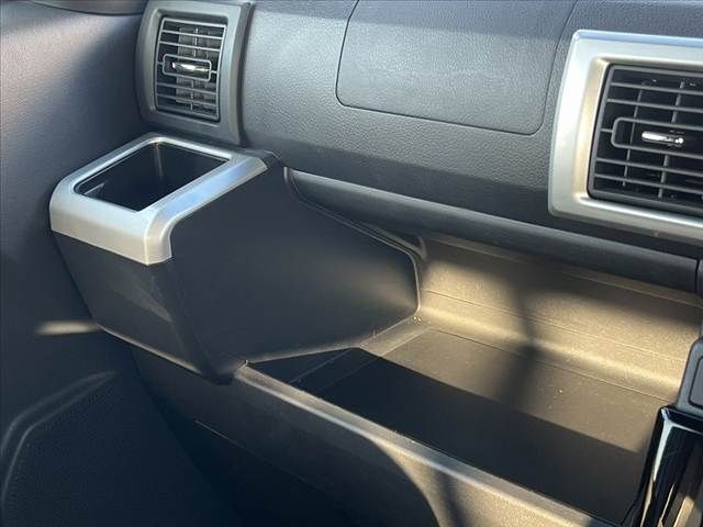 DAIHATSU WAKE 2016 Image 31