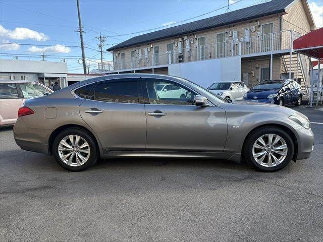 NISSAN FUGA 2010 Image 31