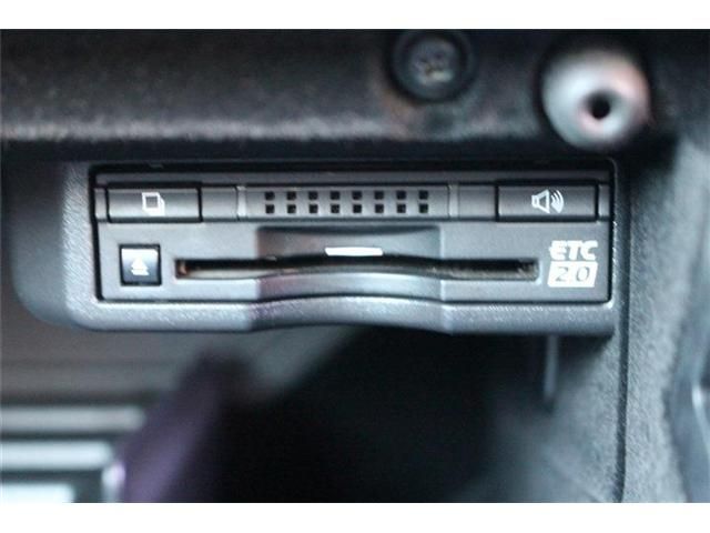 TOYOTA LEXUS IS300H 2017 Image 31