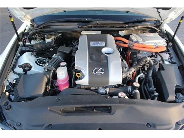 TOYOTA LEXUS IS300H 2017 Image 31