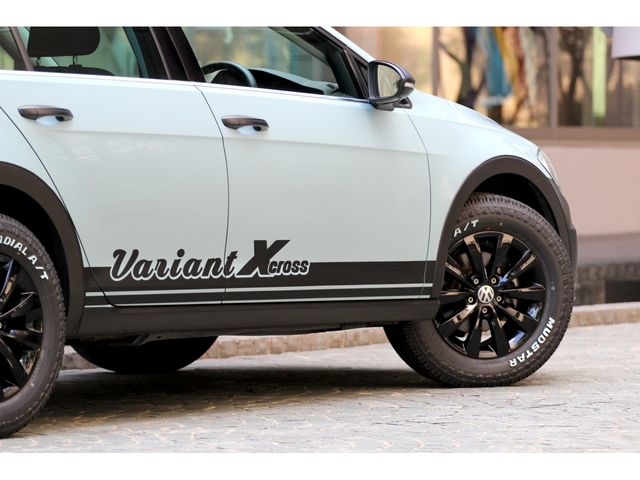 VOLKSWAGEN GOLF VARI 2019 Image 31