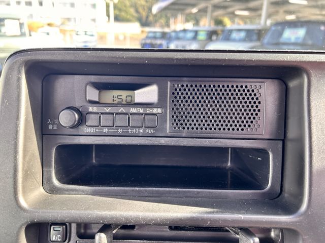 DAIHATSU HIJET CARGO 2017 Image 31