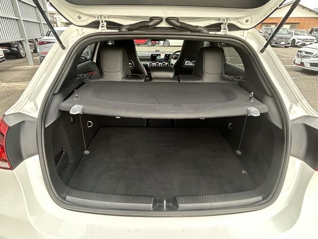 MERCEDES BENZ MERCEDES AMG A CLASS 2021 Image 31