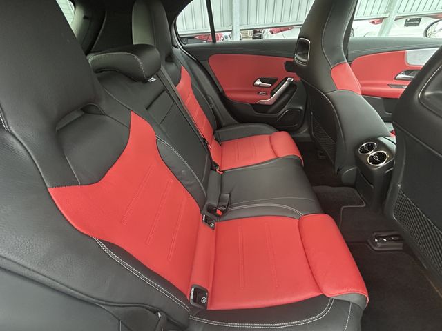 MERCEDES BENZ MERCEDES AMG A CLASS 2021 Image 31