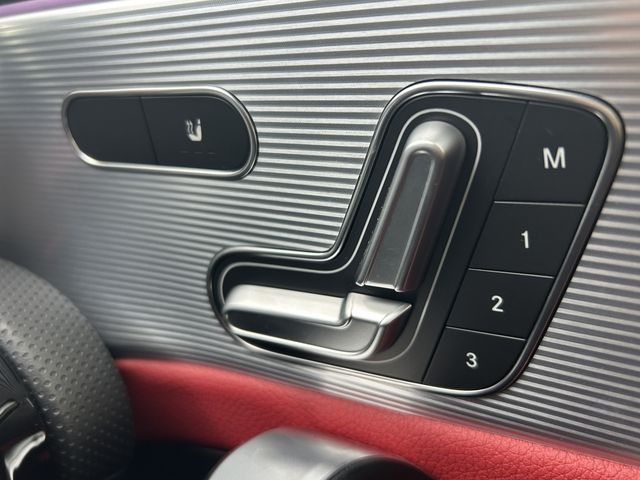 MERCEDES BENZ MERCEDES AMG A CLASS 2021 Image 31