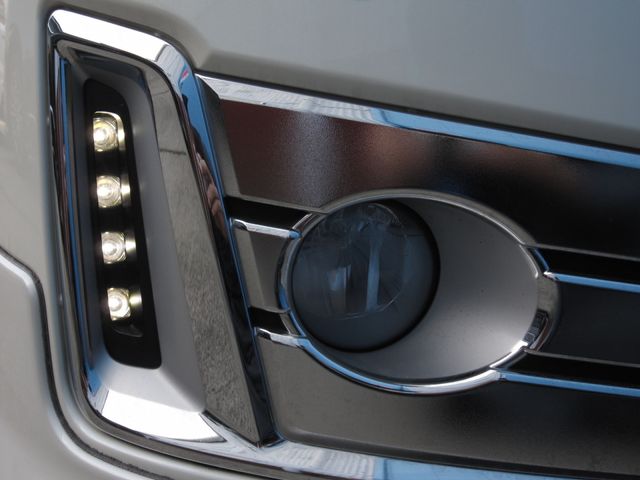 NISSAN ELGRAND 2014 Image 31