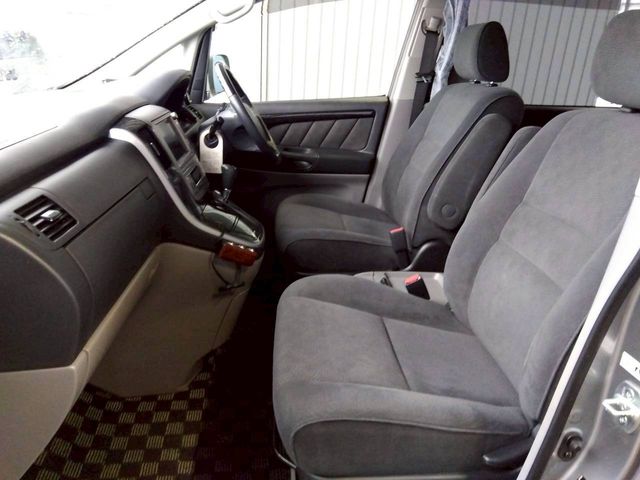 TOYOTA ALPHARD V 2005 Image 31