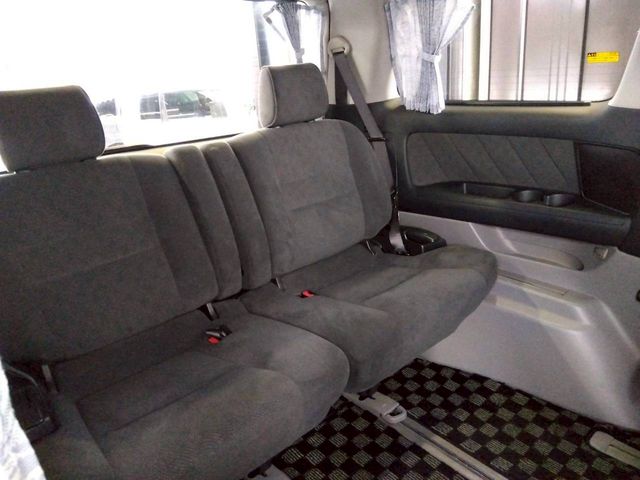 TOYOTA ALPHARD V 2005 Image 31