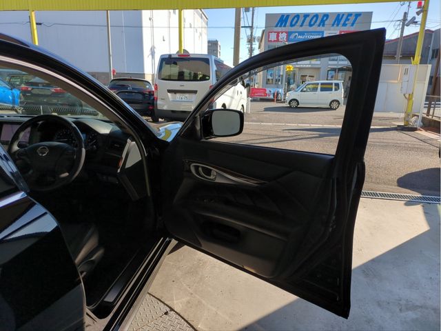 NISSAN FUGA HYBRID 2012 Image 31