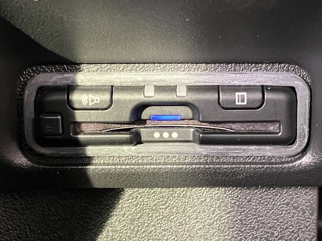 HONDA N BOX CUSTOM 2023 Image 31