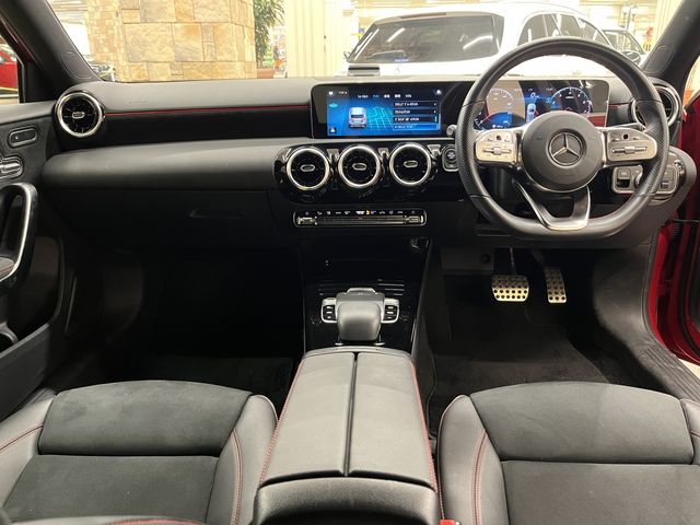 MERCEDES BENZ A CLAS 2020 Image 31