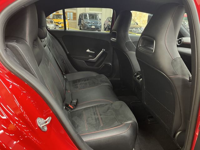 MERCEDES BENZ A CLAS 2020 Image 31