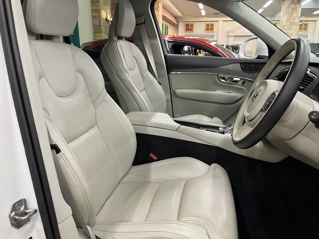 VOLVO XC90 2021 Image 31