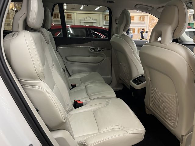 VOLVO XC90 2021 Image 31