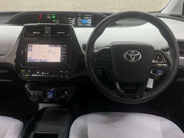 TOYOTA PRIUS 2019 Image 31