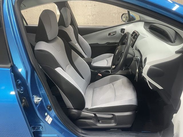 TOYOTA PRIUS 2019 Image 31