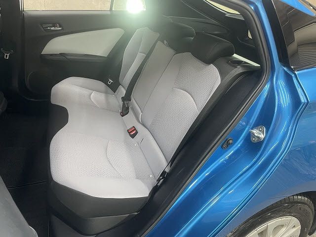 TOYOTA PRIUS 2019 Image 31