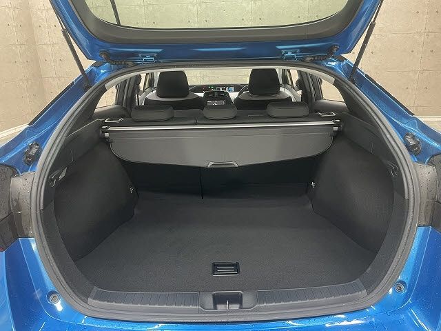 TOYOTA PRIUS 2019 Image 31