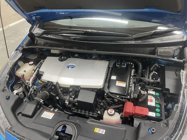 TOYOTA PRIUS 2019 Image 31