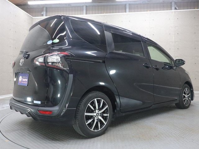 TOYOTA SIENTA 2016 Image 31