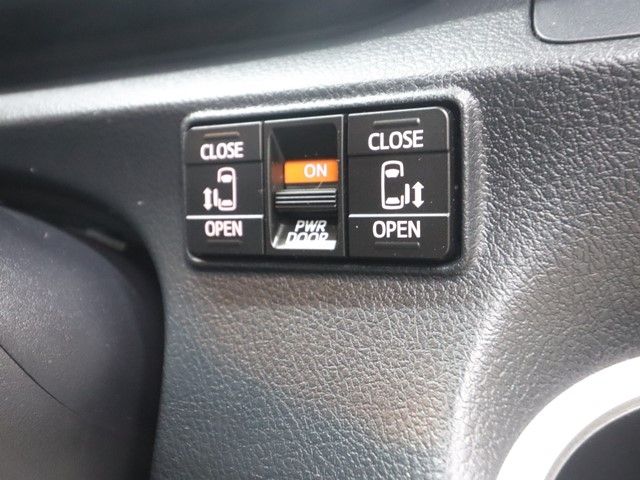 TOYOTA SIENTA 2016 Image 31