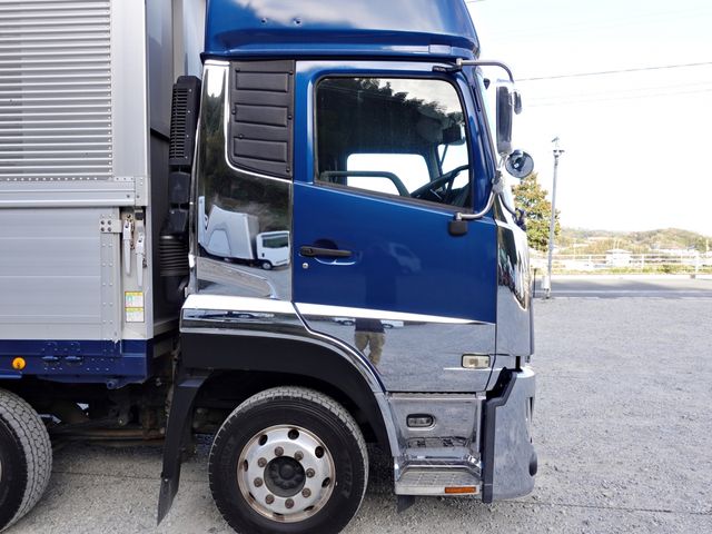 NISSAN DIESEL QUON 2018 Image 31