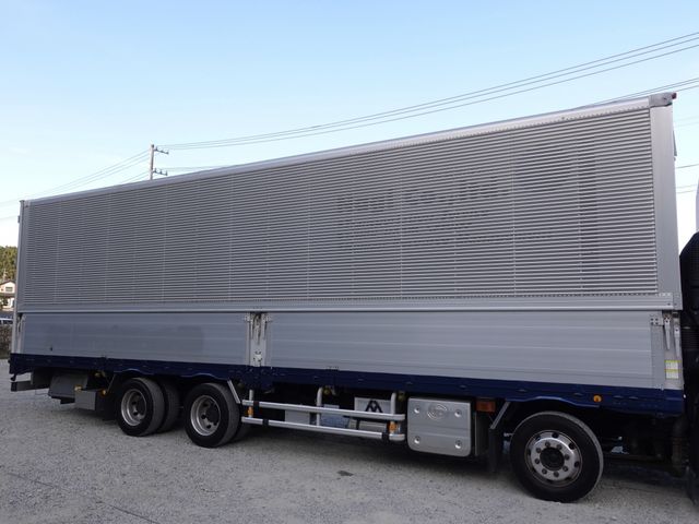 NISSAN DIESEL QUON 2018 Image 31