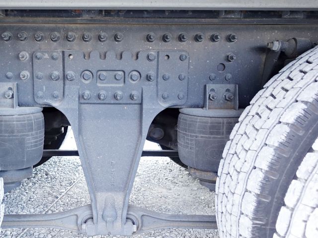 NISSAN DIESEL QUON 2018 Image 31