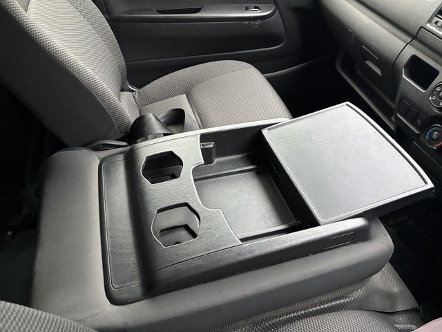 TOYOTA HIACE VAN 1.25T 2WD 2020 Image 31