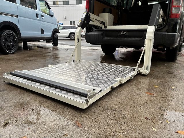 TOYOTA HIACE VAN 1.25T 2WD 2020 Image 31