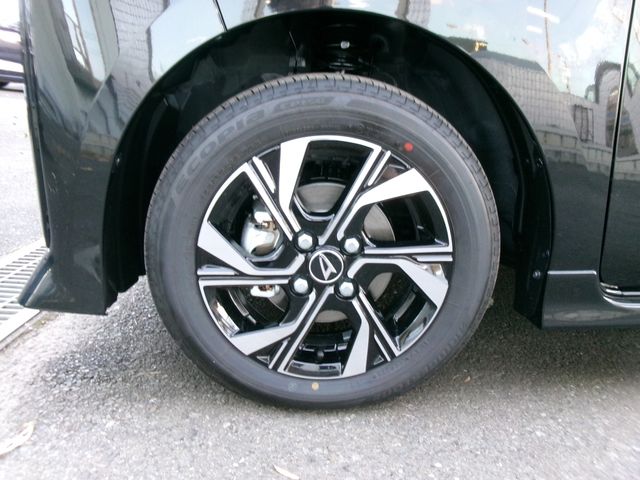 DAIHATSU TANTO CUSTOM 2025 Image 31