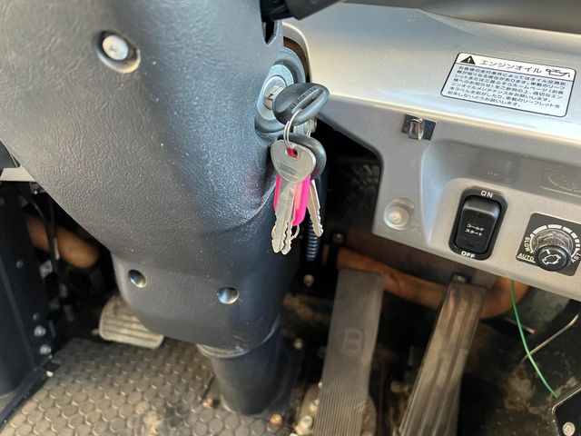 MITSUBISHI FUSOU AERO ACE 2013 Image 31