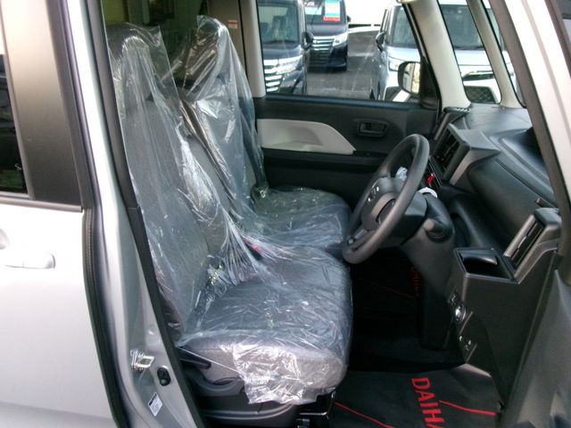 DAIHATSU TANTO 2025 Image 31