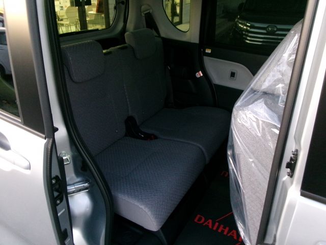 DAIHATSU TANTO 2025 Image 31
