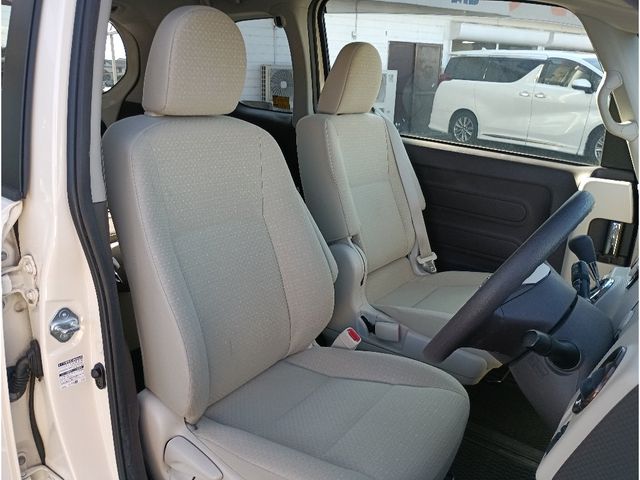 TOYOTA PORTE 2015 Image 31