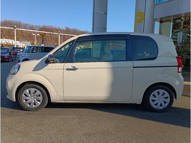 TOYOTA PORTE 2015 Image 31