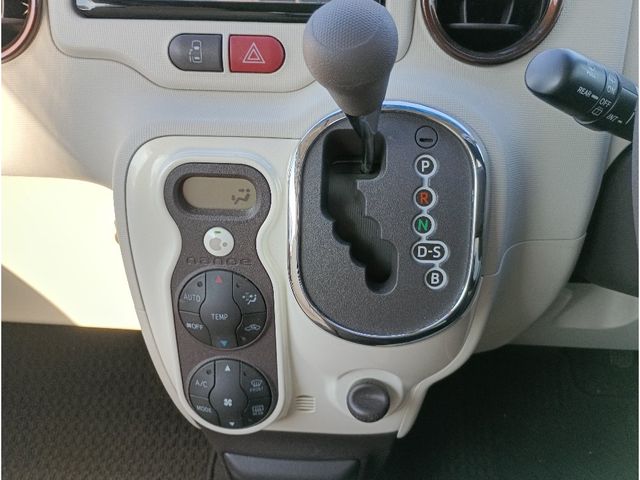 TOYOTA PORTE 2015 Image 31