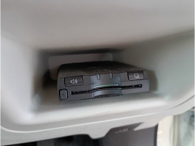 TOYOTA PORTE 2015 Image 31