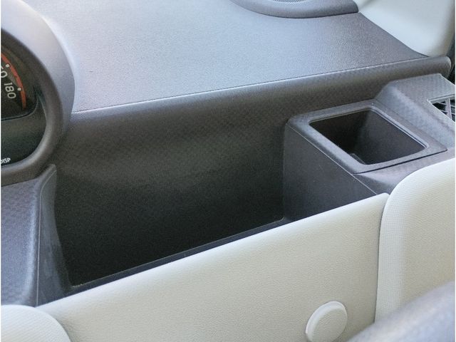 TOYOTA PORTE 2015 Image 31