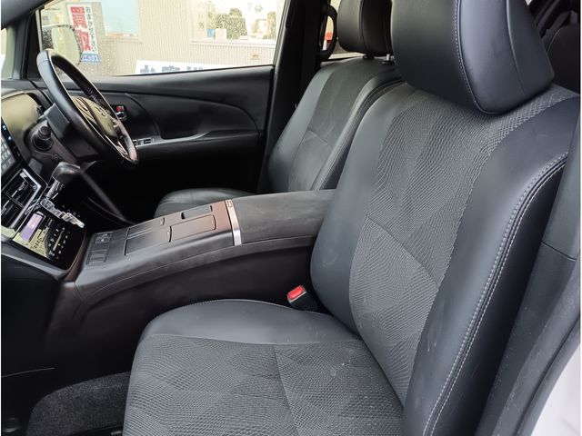 TOYOTA ESTIMA HYBRID 4WD 2019 Image 31