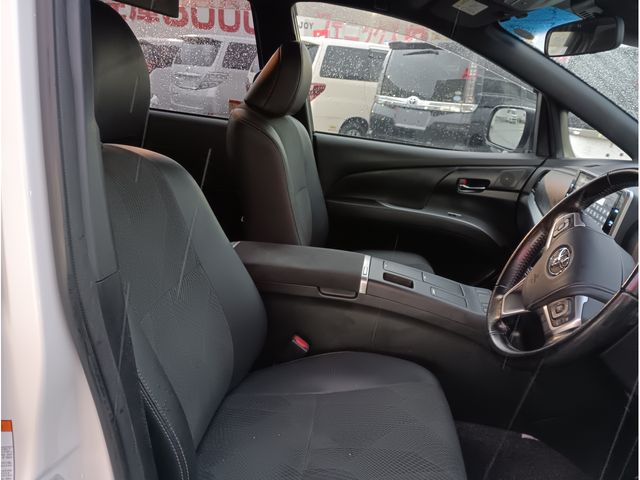 TOYOTA ESTIMA HYBRID 4WD 2019 Image 31