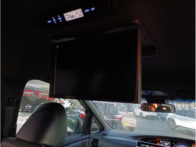 TOYOTA ESTIMA HYBRID 4WD 2019 Image 31