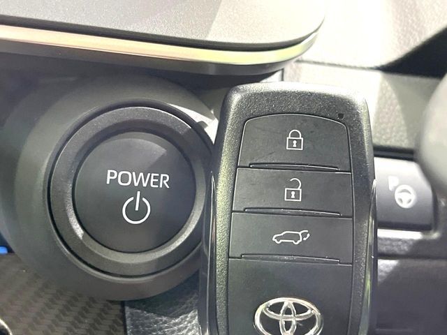 TOYOTA PRIUS 4WD 2025 Image 31