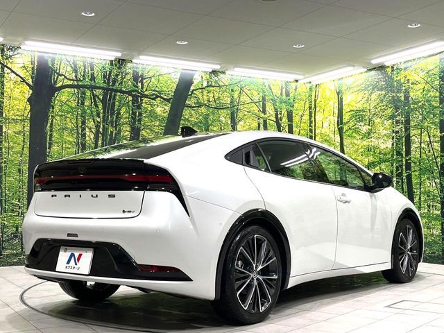 TOYOTA PRIUS 4WD 2025 Image 31