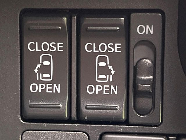 TOYOTA TANK 2018 Image 31