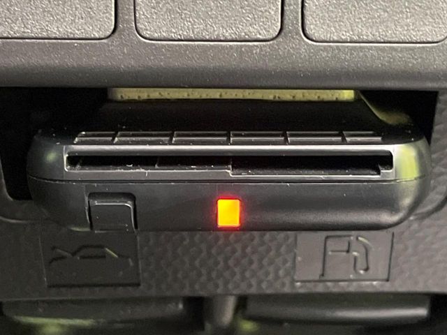 TOYOTA TANK 2018 Image 31