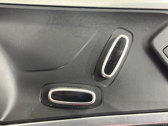 JAGUAR F TYPE 2021 Image 31